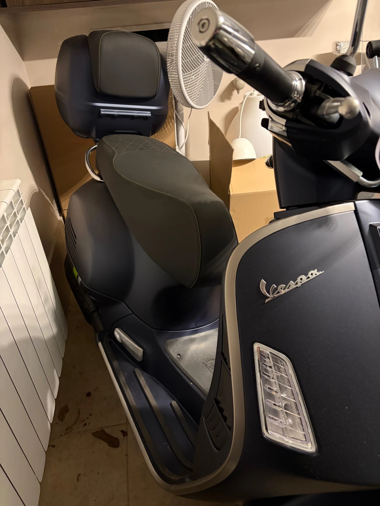 Vespa GTS Super tech , снимка 4 - Мотоциклети и мототехника - 53819558