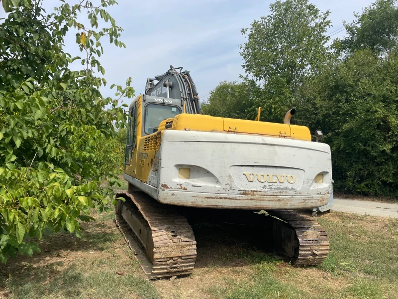 Багер Volvo EC240BNLC, снимка 4 - Индустриална техника - 52296364