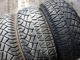 Гуми Всесезонни 235/65R17, снимка 7