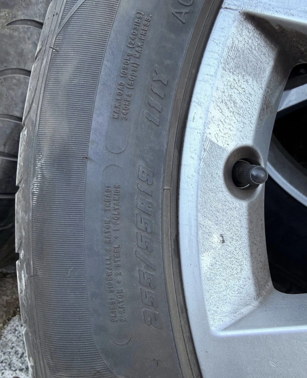 Гуми с джанти Goodyear 255/55R19, снимка 3 - Гуми и джанти - 54368743