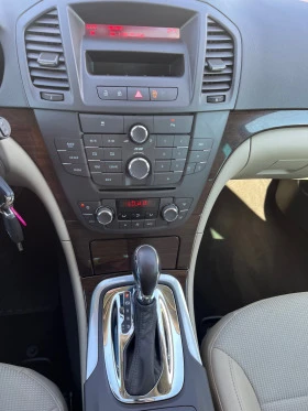 Opel Insignia Sports Tour 2.0TD-161k.c./EURO5/ Автоматик, снимка 12