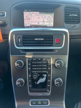 Volvo V60 2, 4 АWD/D6, plug in hybrid.Супер състояние., снимка 13