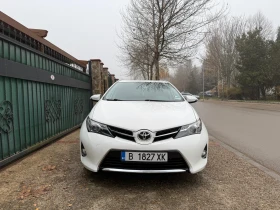 Toyota Auris, снимка 2