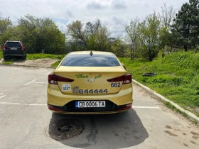 Hyundai Elantra 2.0, снимка 2