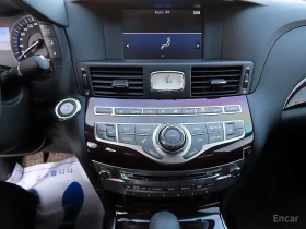 Infiniti Q70 3.7* V6, снимка 9