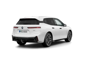 BMW iX xDrive45, снимка 3