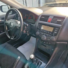 Honda Accord 2.2CTDI, снимка 13