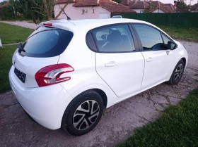 Обява за продажба на Peugeot 208 1.0i, 88х. км ~7 600 лв. - изображение 2