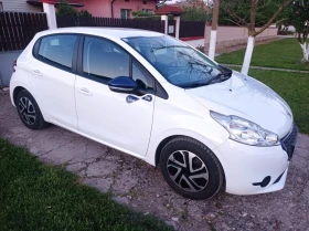 Обява за продажба на Peugeot 208 1.0i, 88х. км ~7 600 лв. - изображение 3