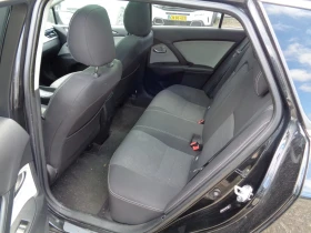Toyota Avensis Touring 1.8i Automat PANO SzH AHK Navi #iCarbg - 22900 лв. / 11708.58 € - 15317632 3