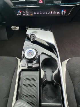Kia EV6 GT Line 4х4 77, 4kWh  - 29999 € / 58672.94 лв. - 89800718 12