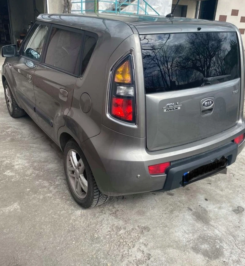 Kia Soul 1.6 CRDI, снимка 5 - Автомобили и джипове - 48274948