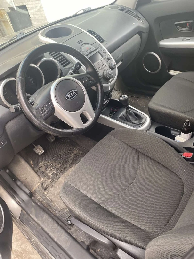 Kia Soul 1.6 CRDI, снимка 4 - Автомобили и джипове - 48274948