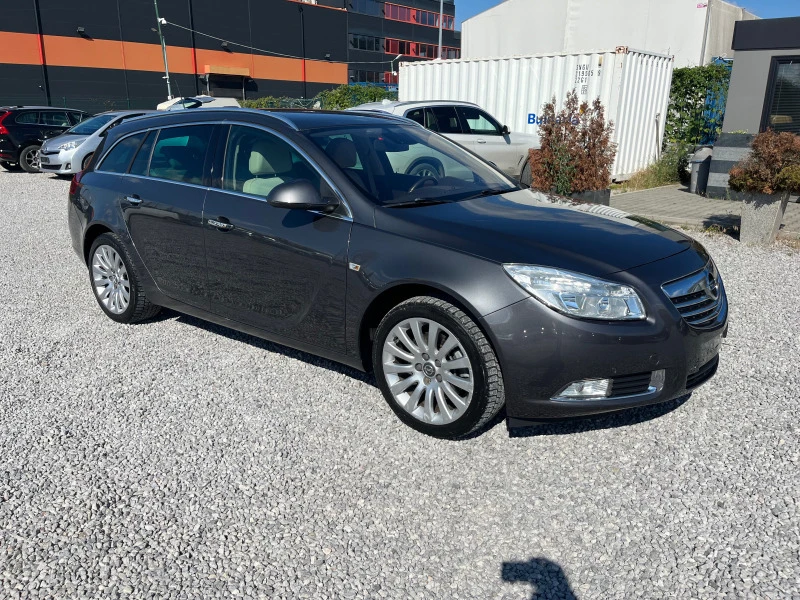 Opel Insignia Sports Tour 2.0TD-161k.c./EURO5/ Автоматик, снимка 8 - Автомобили и джипове - 46461388