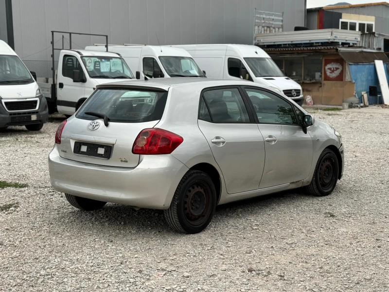 Toyota Auris 1.4D4D/90кс, снимка 8 - Автомобили и джипове - 47505642