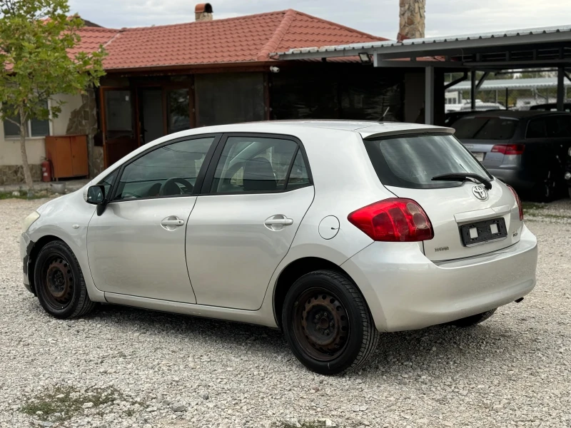 Toyota Auris 1.4D4D/90кс, снимка 6 - Автомобили и джипове - 47505642