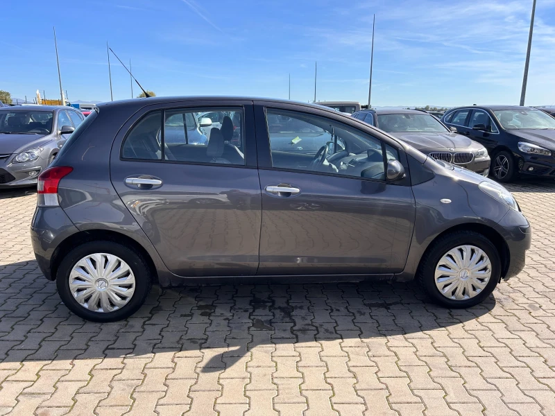 Toyota Yaris 1.0VVT-i NAVI ЛИЗИНГ, снимка 5 - Автомобили и джипове - 47510425