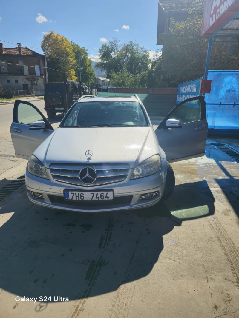 Mercedes-Benz C 220 C220, снимка 9 - Автомобили и джипове - 48369533