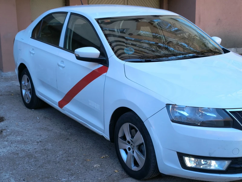 Skoda Rapid 1.6TDI 115k.c., снимка 3 - Автомобили и джипове - 47925423