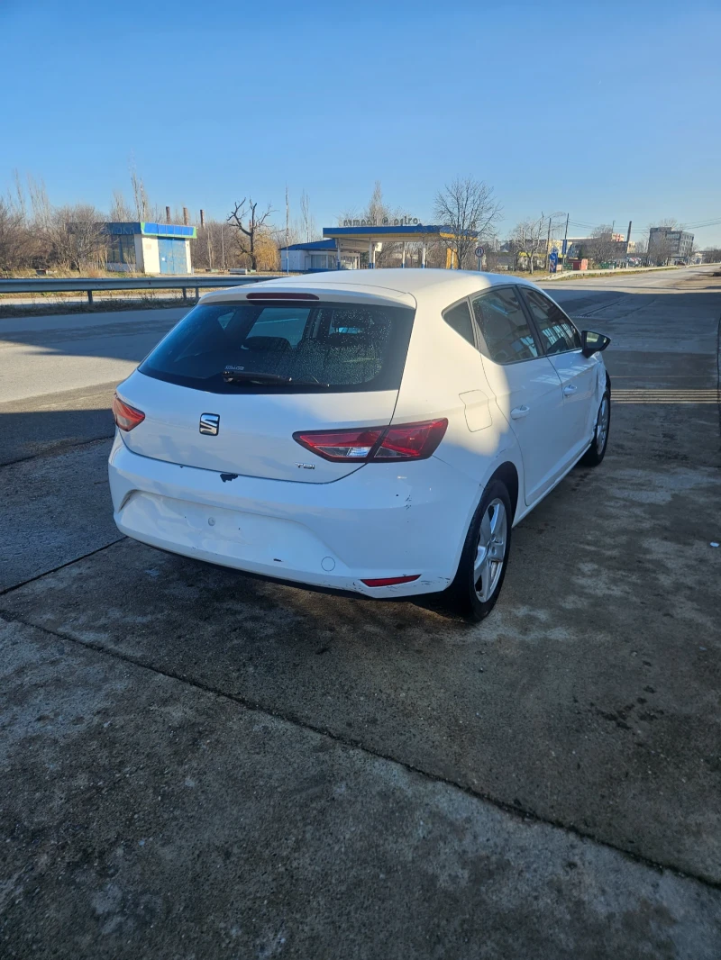 Seat Leon, снимка 4 - Автомобили и джипове - 48439363