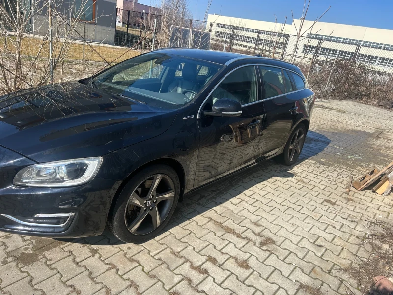 Volvo V60 2, 4 АWD/D6, plug in hybrid/280 к.с, снимка 6 - Автомобили и джипове - 49363464