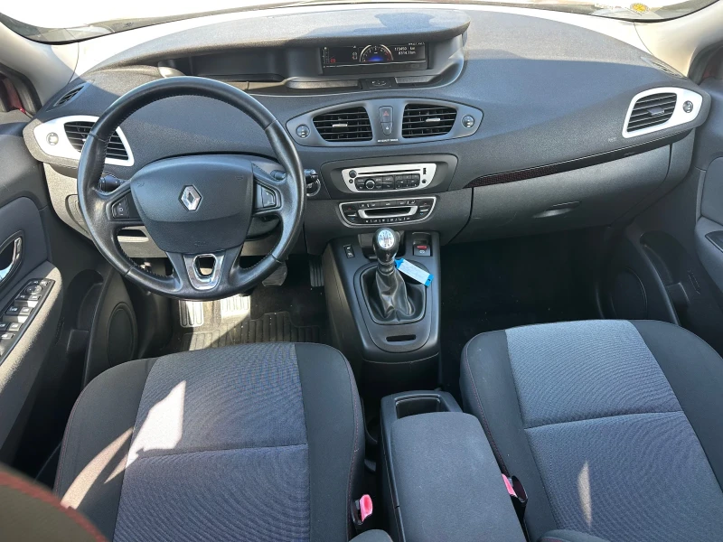 Renault Scenic 1.5/110кс Климатроник EVRO5, снимка 11 - Автомобили и джипове - 50379920