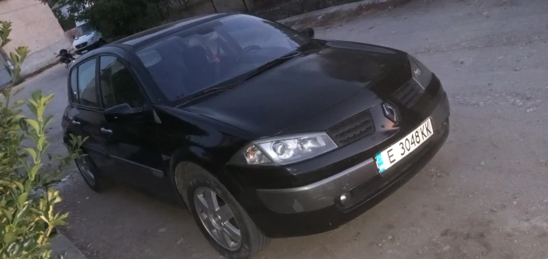 Renault Megane, снимка 2 - Автомобили и джипове - 52863026