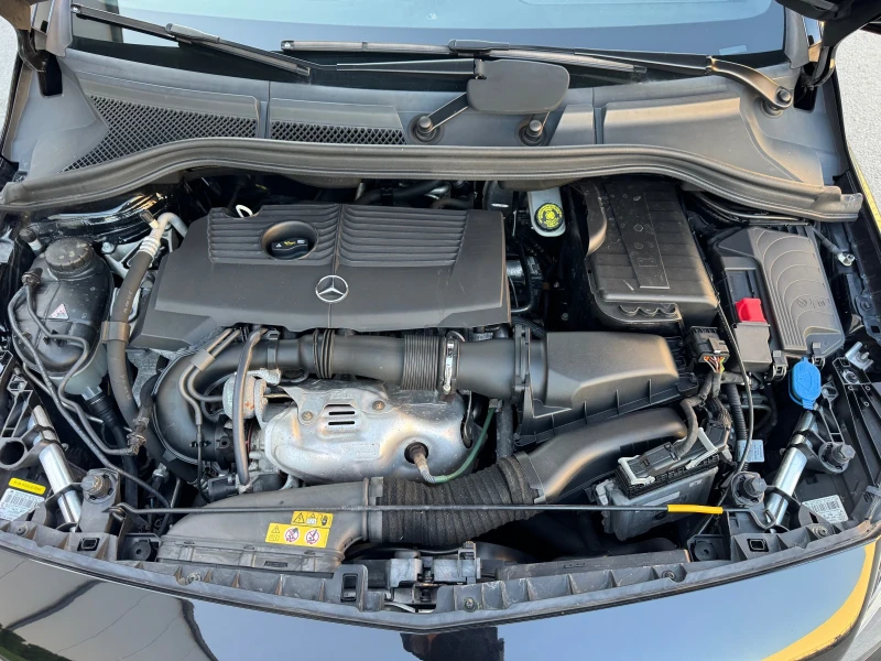 Mercedes-Benz B 200 i 7G-Tronic/Full/ШВЕЙЦАРИЯ!!!, снимка 17 - Автомобили и джипове - 51237588