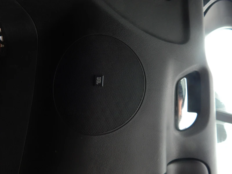 Peugeot 207 1.6 turbo, снимка 10 - Автомобили и джипове - 53033148