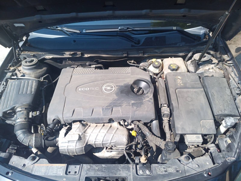 Opel Insignia, снимка 11 - Автомобили и джипове - 52618280