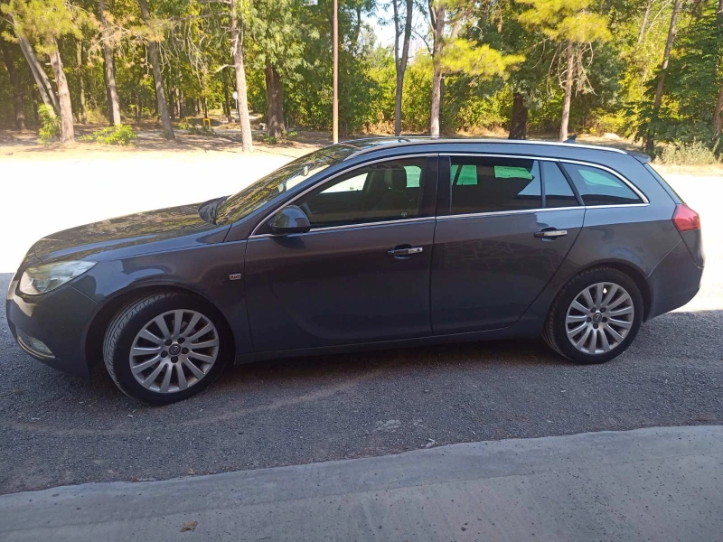 Opel Insignia, снимка 3 - Автомобили и джипове - 52618280