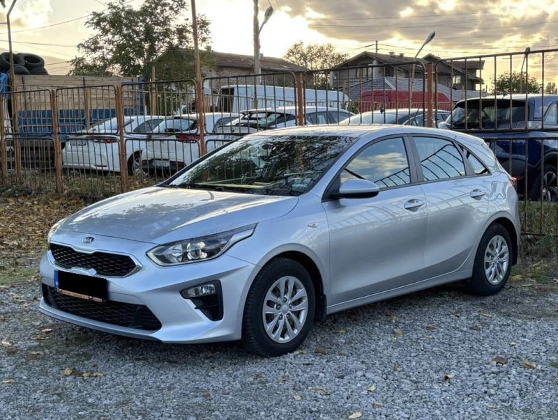Kia Ceed LX 1.4 100 hp, снимка 4 - Автомобили и джипове - 52244352