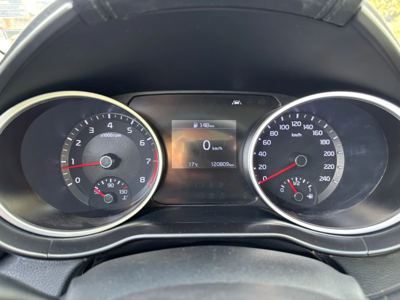 Kia Ceed LX 1.4 100 hp, снимка 11 - Автомобили и джипове - 52244352