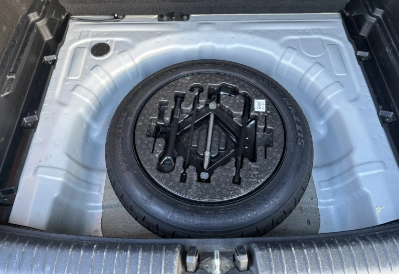 Kia Ceed LX 1.4 100 hp, снимка 15 - Автомобили и джипове - 52244352