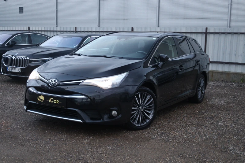 Toyota Avensis Touring 1.8i Automat PANO KAM SzH AHK Navi #iCarbg