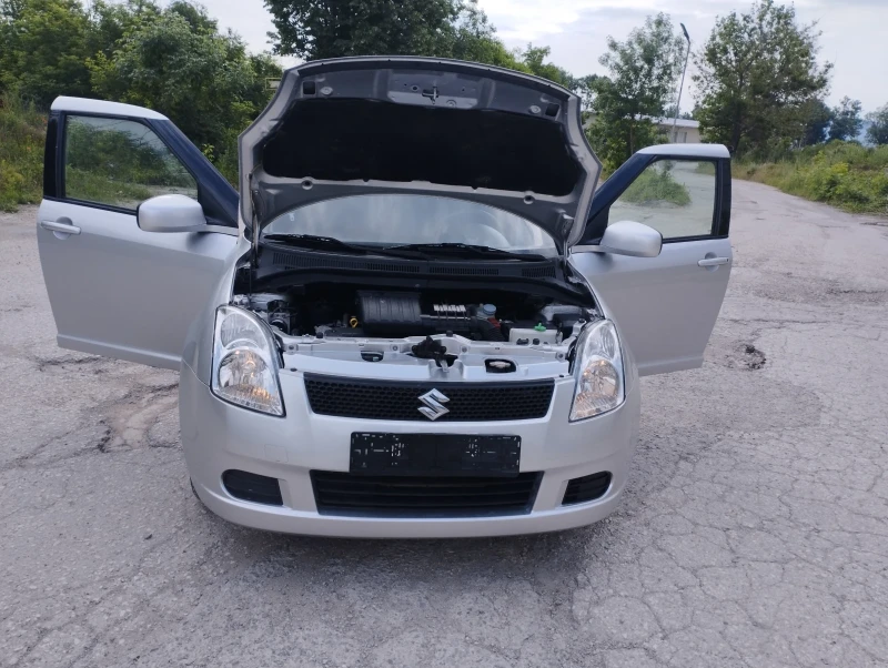 Suzuki Swift 1.3, снимка 2 - Автомобили и джипове - 52514630