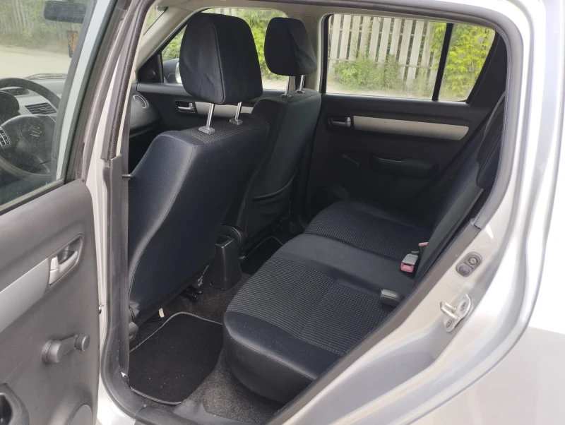 Suzuki Swift 1.3, снимка 6 - Автомобили и джипове - 52514630