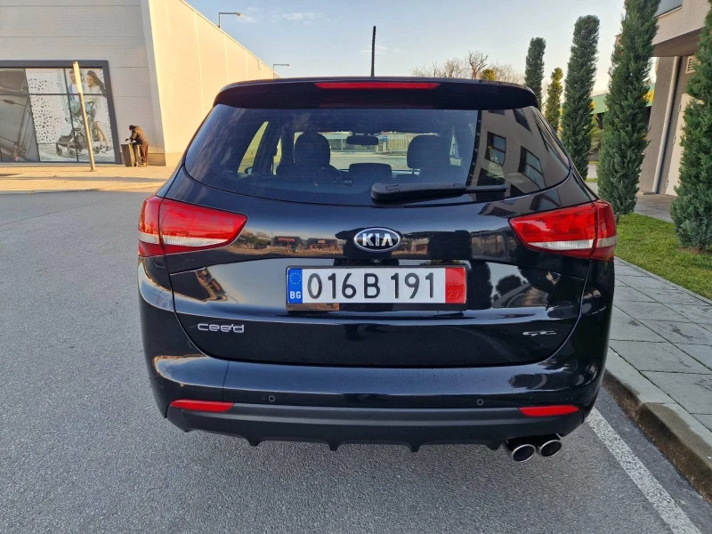 Kia Ceed Kia Ceed-GT Line /Navi/Led/Camera/Keyless/Euro-6B/, снимка 5 - Автомобили и джипове - 52915277