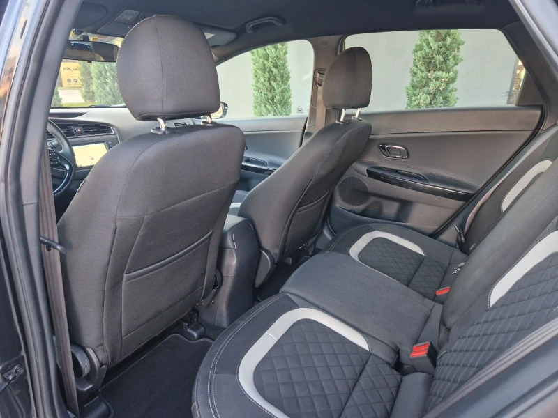 Kia Ceed Kia Ceed-GT Line /Navi/Led/Camera/Keyless/Euro-6B/, снимка 9 - Автомобили и джипове - 52915277