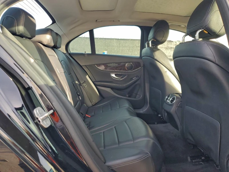 Mercedes-Benz C 300 * ОЧАКВАН ВНОС* , снимка 8 - Автомобили и джипове - 52966266