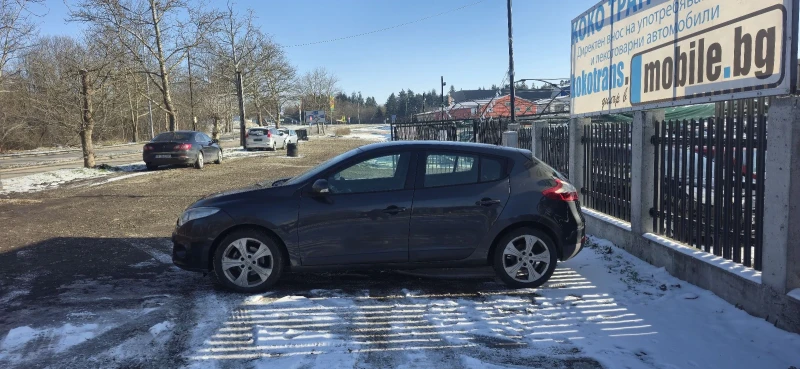 Renault Megane 1.6i Газ/Бензин, снимка 2 - Автомобили и джипове - 53132746