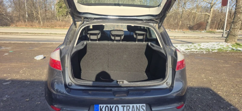 Renault Megane 1.6i Газ/Бензин, снимка 5 - Автомобили и джипове - 53132746