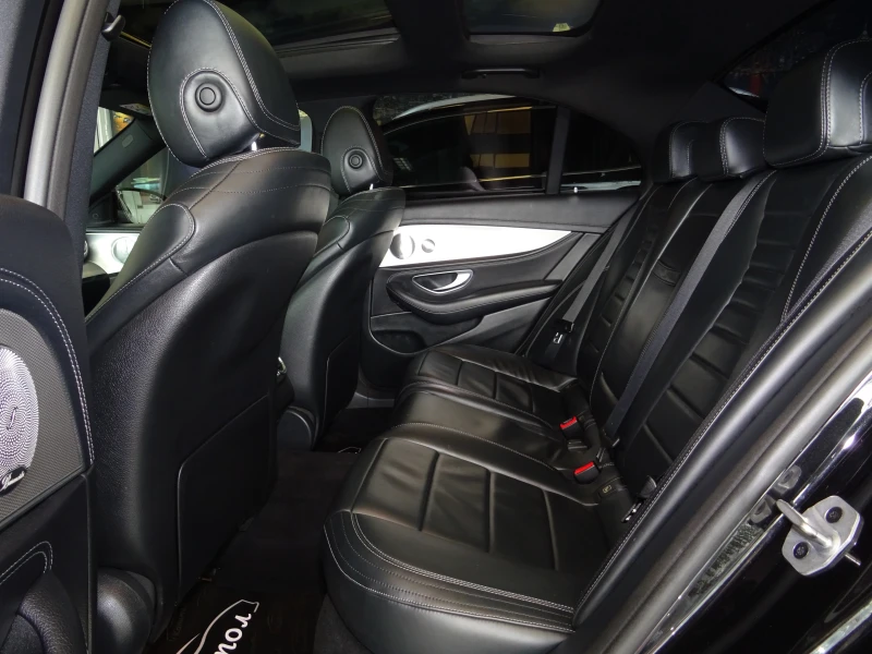 Mercedes-Benz E 220 AMG LINE 4 MATIC 9G 194, снимка 13 - Автомобили и джипове - 53429187