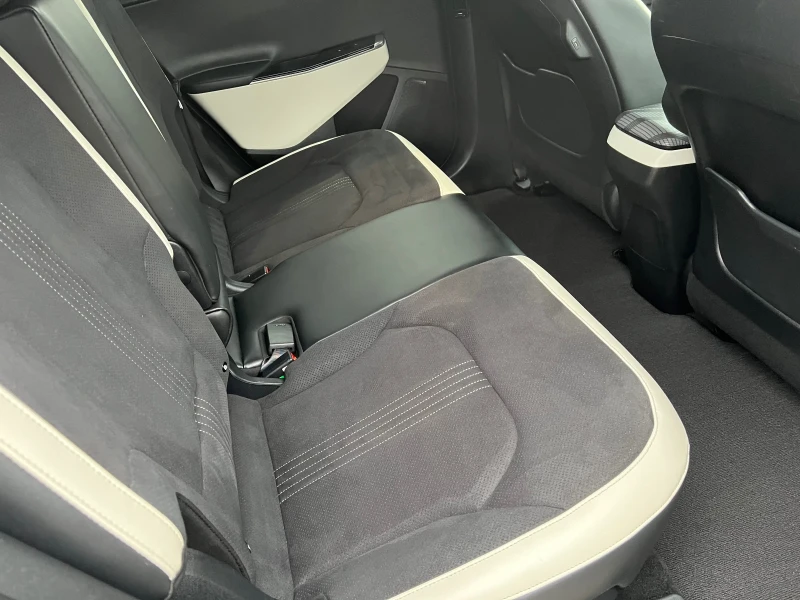 Kia EV6 GT Line 4х4 77, 4kWh , снимка 9 - Автомобили и джипове - 53507790