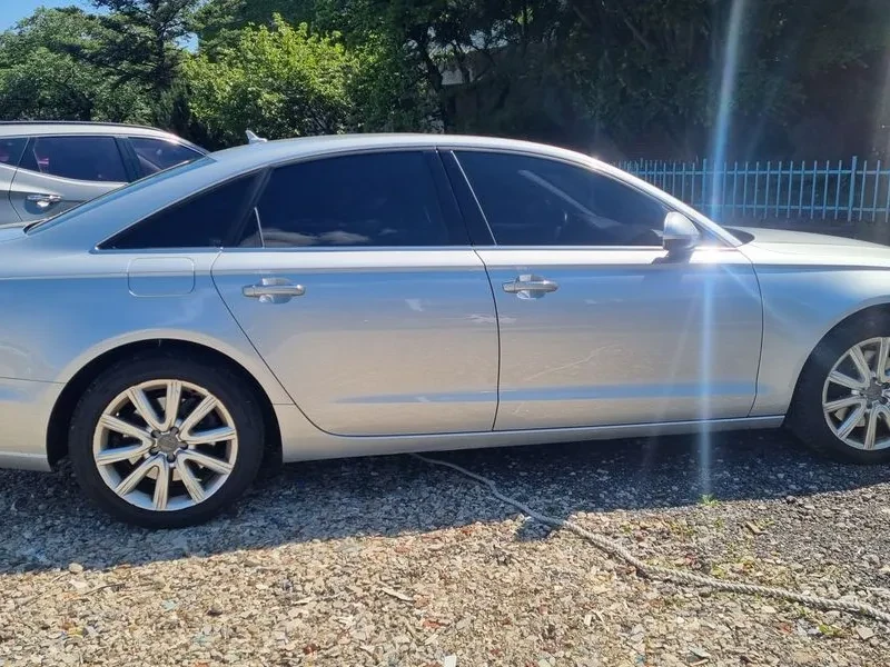 Audi A6 3.0 TDI Quattro, снимка 5 - Автомобили и джипове - 55048106