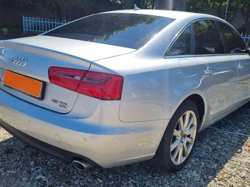 Audi A6 3.0 TDI Quattro, снимка 4 - Автомобили и джипове - 55048106