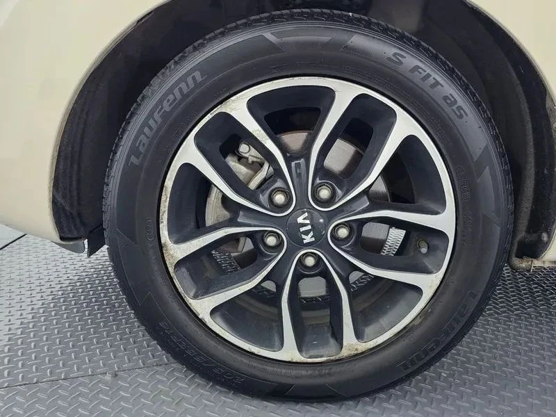 Kia Soul, снимка 4 - Автомобили и джипове - 56727333