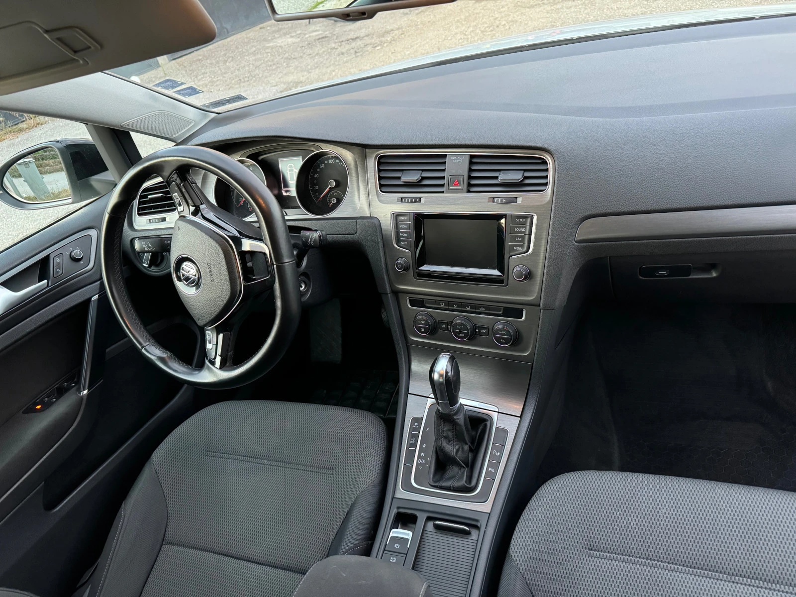 VW Golf 1.6 TDI Bluemotion - изображение 6