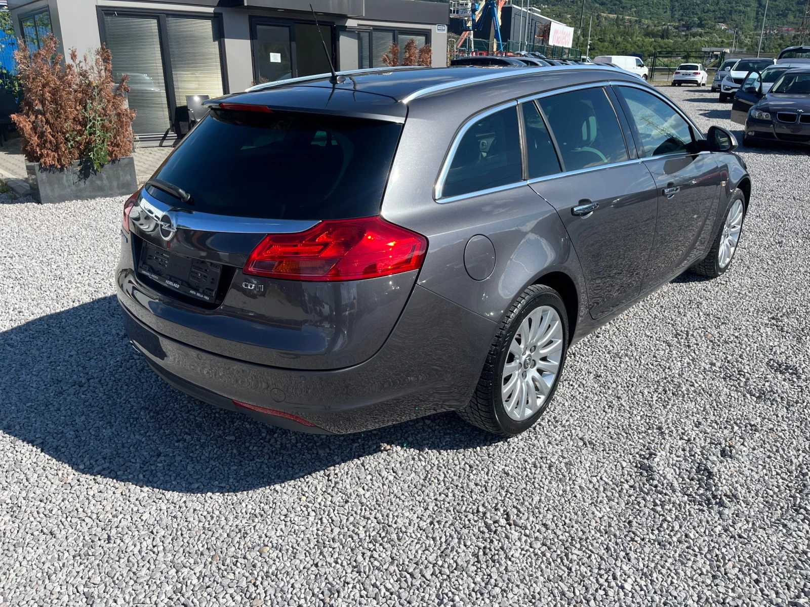 Opel Insignia Sports Tour 2.0TD-161k.c./EURO5/ Автоматик - изображение 6