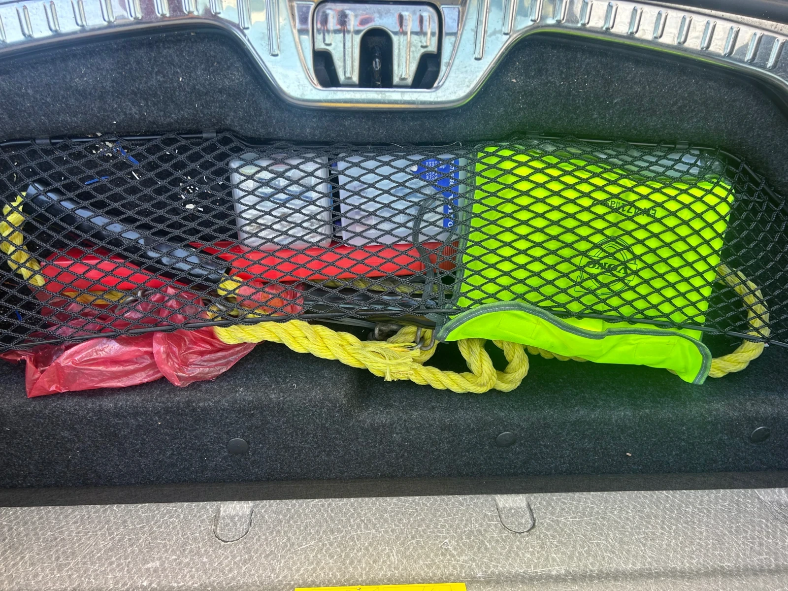 Volvo V60 2, 4 WD/D6, plug in hybrid/286 .. | Mobile.bg   16